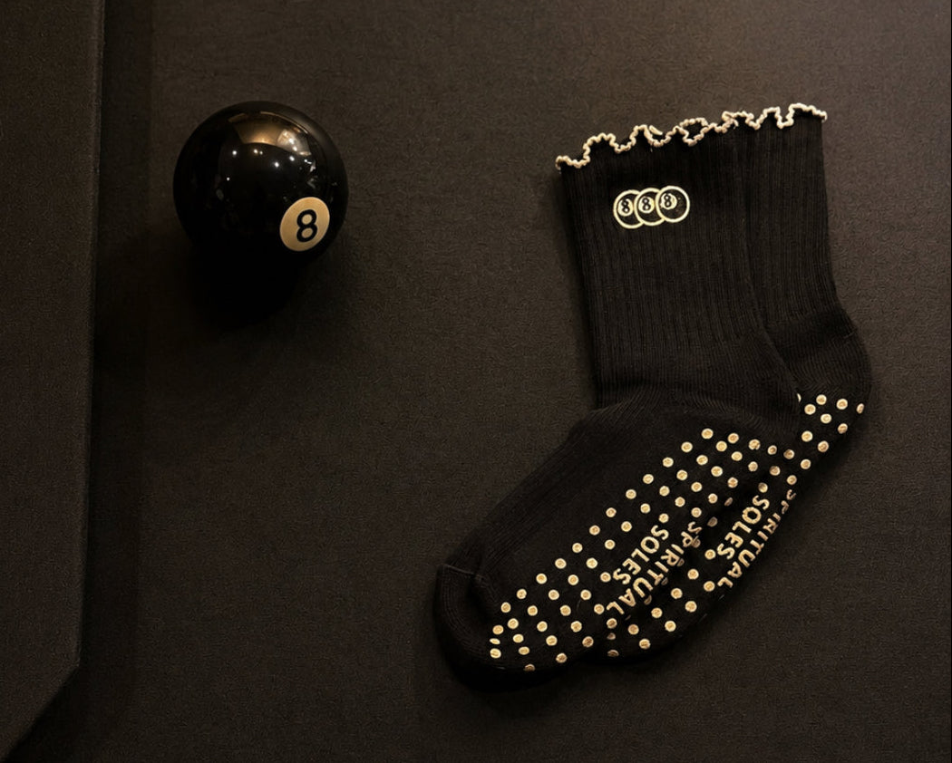 888 Abundance Grip Sock